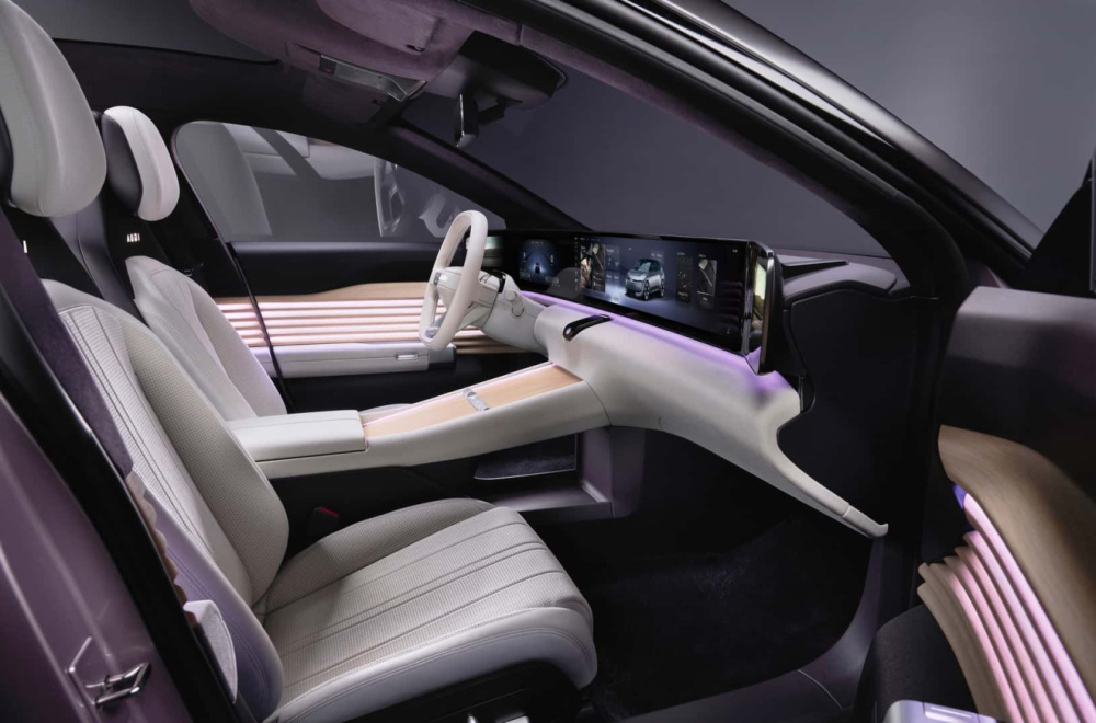 Gde su prstenovi? Audi pokazao novi automobil bez legendarnog amblema FOTO