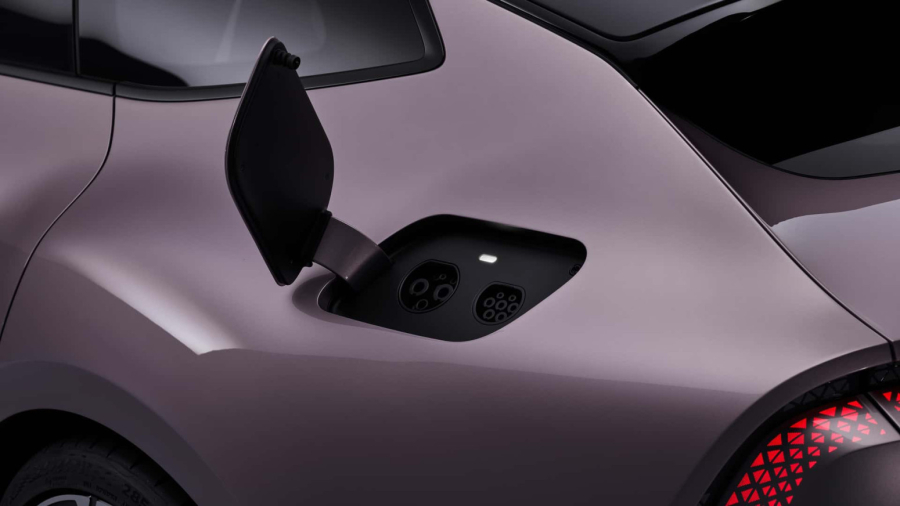 Gde su prstenovi? Audi pokazao novi automobil bez legendarnog amblema FOTO