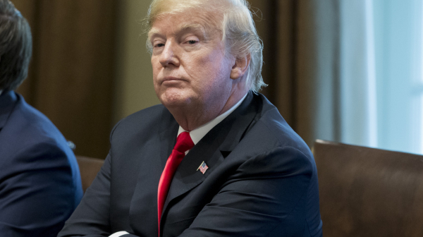 FBI, spremaj se: Stiže Donald Tramp