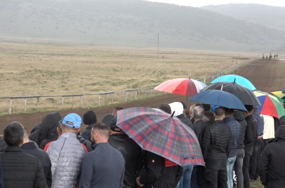 Završena sezona teferidža na Pešterskoj visoravni: Tradicija koja okuplja meštane i turiste FOTO/VIDEO