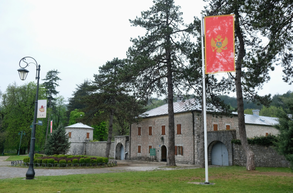 Cetinjane zabolelo "Srce Srbije", podneli tužbu zbog spota VIDEO