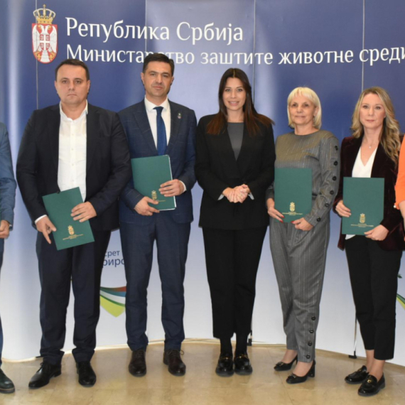 Vujović potpisala ugovore za bolji kvalitet vazduha u još šest lokalnih samouprava