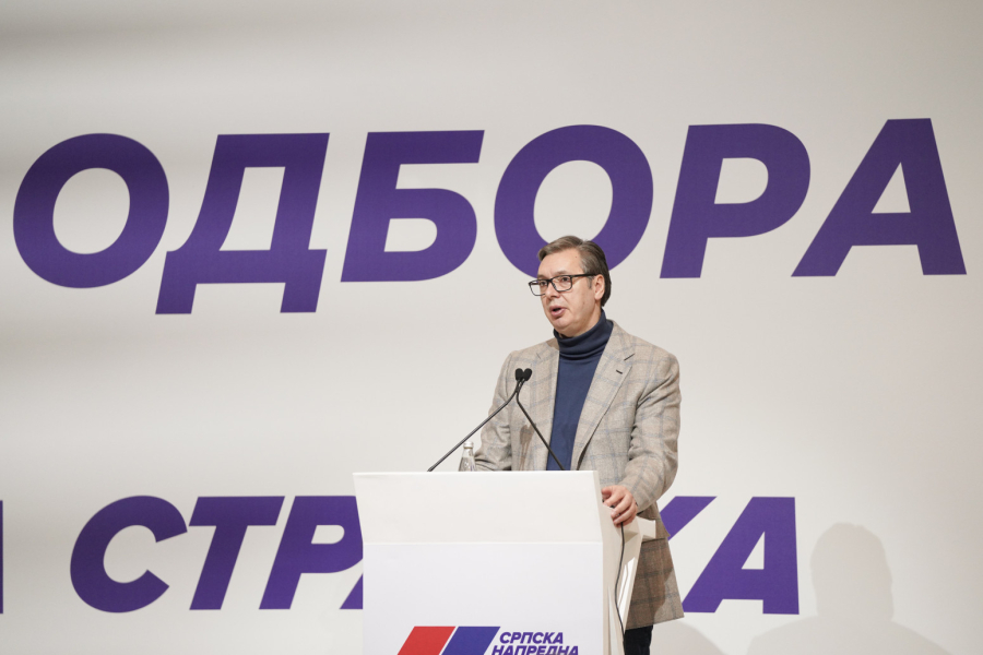 Vučić uputio jasnu poruku: Idemo u borbu do pobede; Kada se borite za svoju zemlju, ne može vam niko ništa
