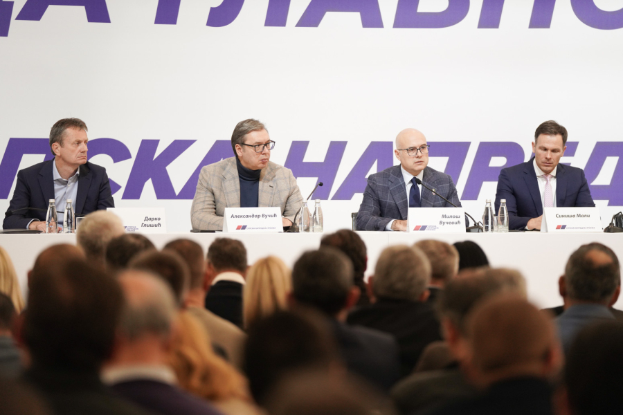 Vučić uputio jasnu poruku: Idemo u borbu do pobede; Kada se borite za svoju zemlju, ne može vam niko ništa