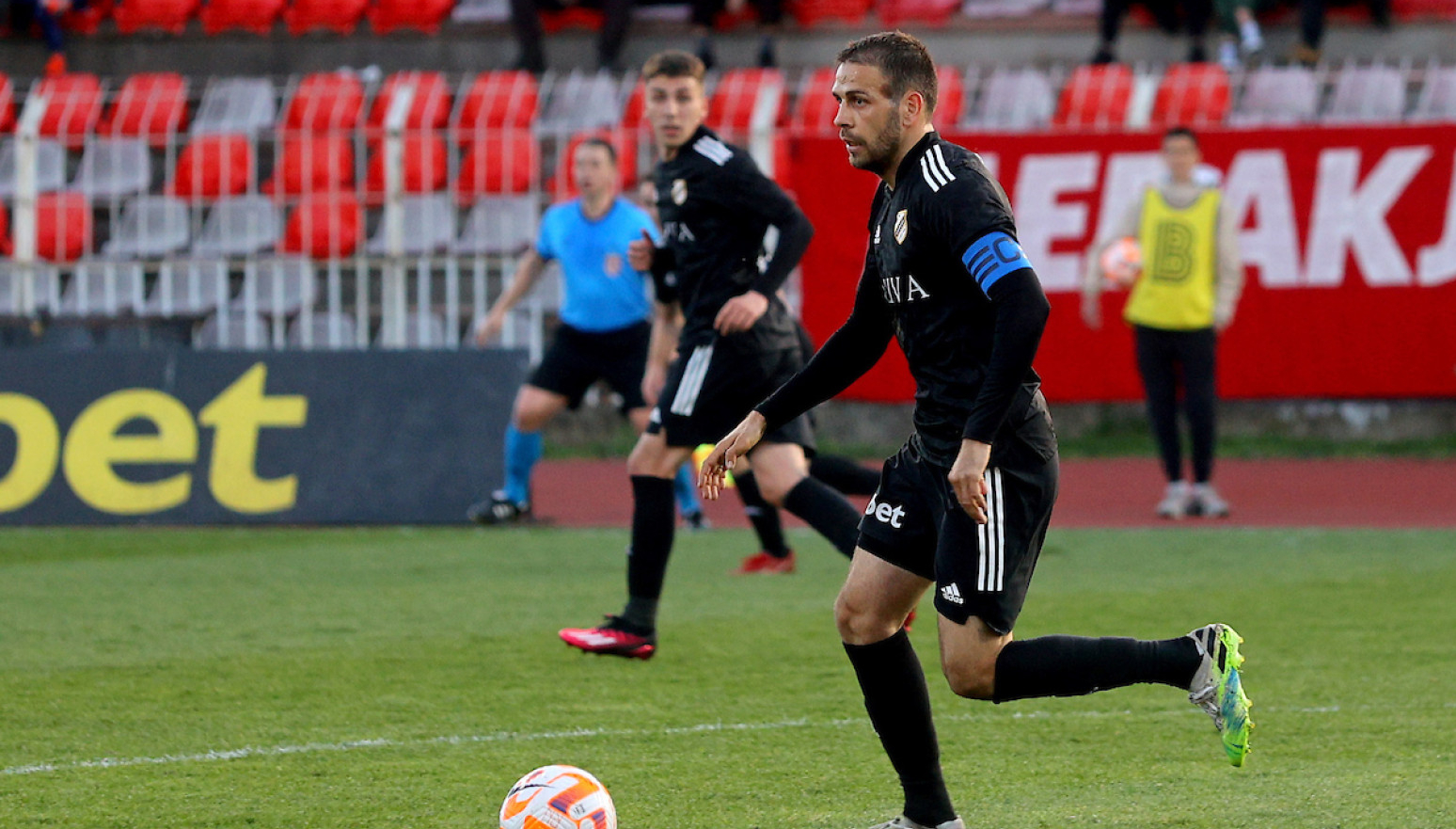 Docićeva majstorija, pa crveni – IMT promašio penal, pa uzeo bod u 93'