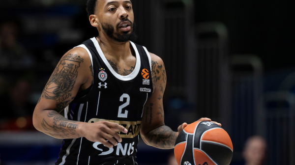 Džons zapretio Panteru