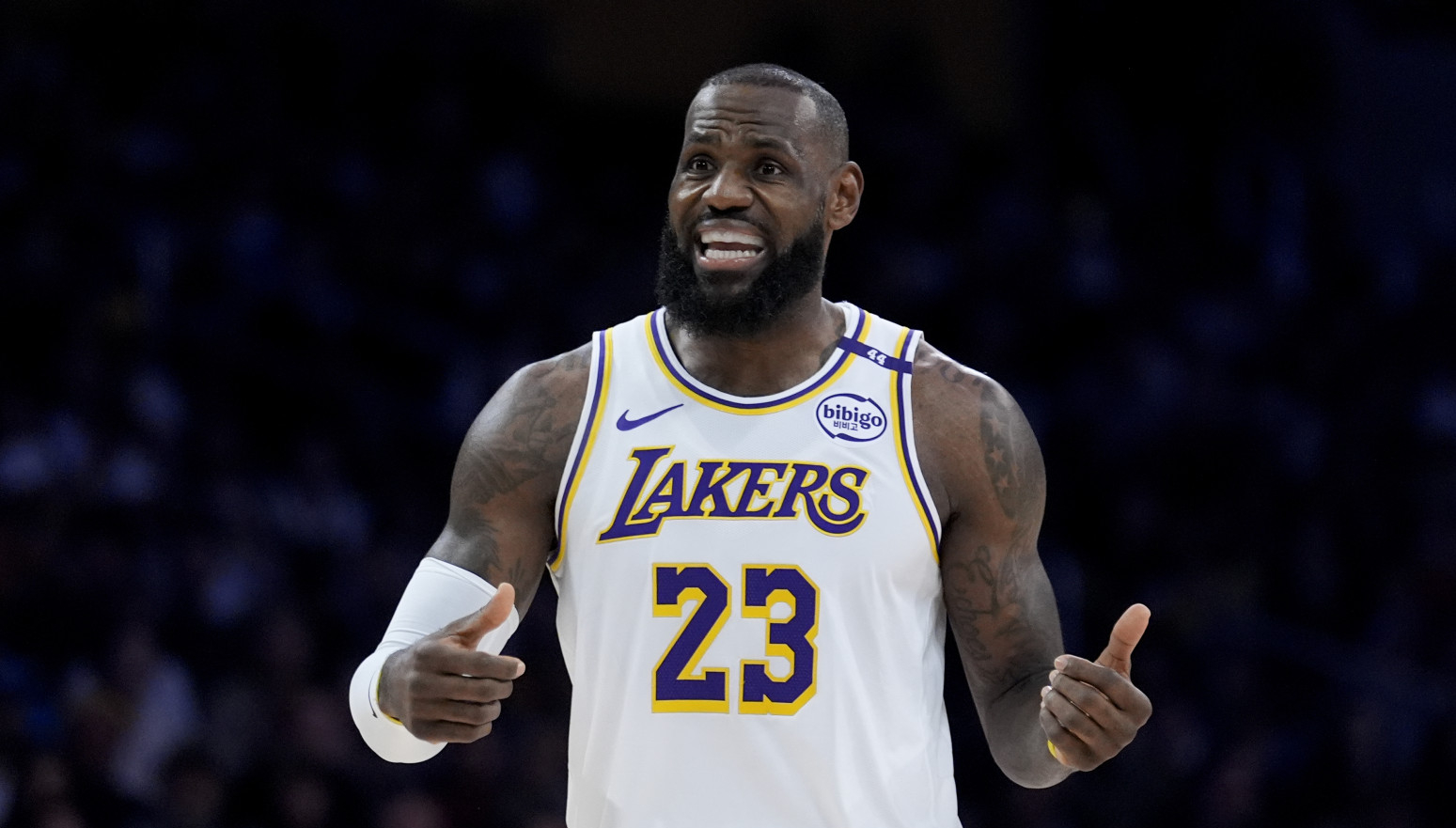 Tri tima žele Lebrona pre njegove penzije