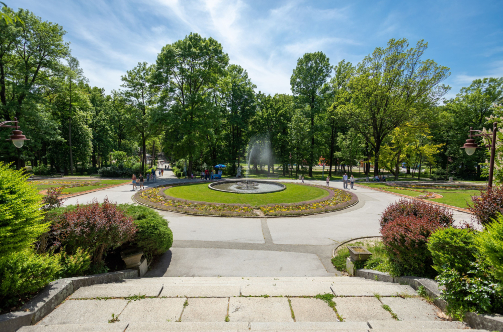 Park u srpskoj banji važi za jedan od najlepših: Turisti ga posebno vole u ovo doba godine FOTO