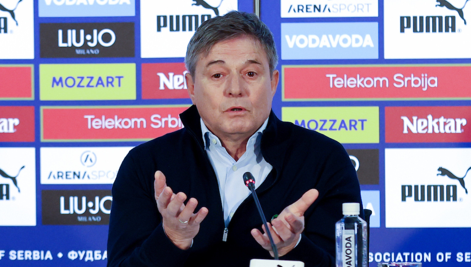 Piksi: "Ovde može neko i u avionu da se povredi; "Ne možete na silu da ga naterate" VIDEO