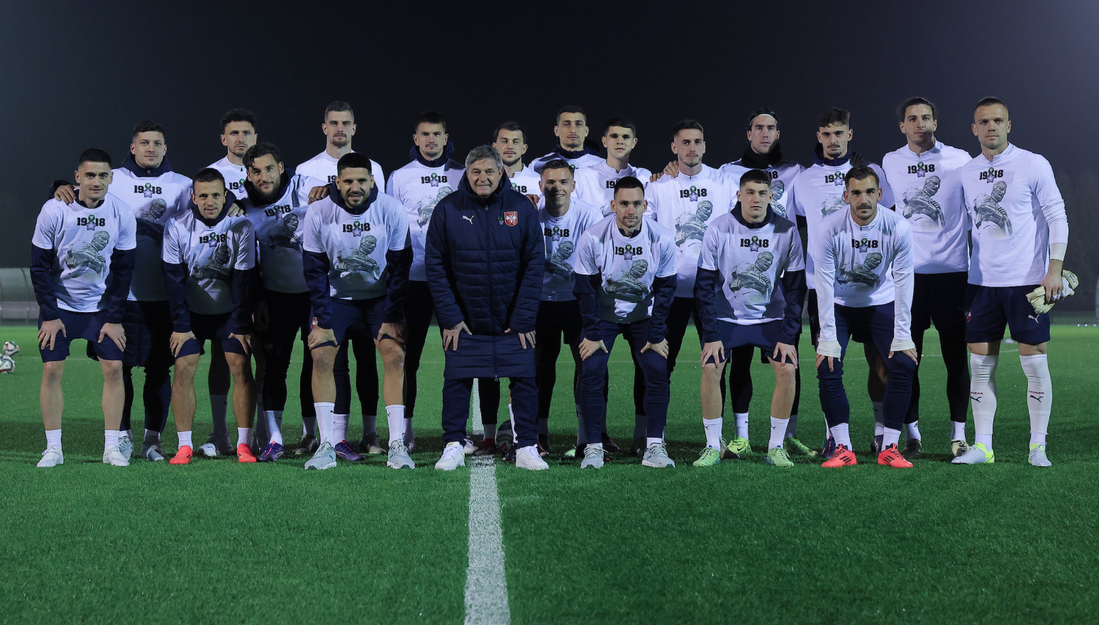 Sjajan gest "orlova" – u posebnim majicama na trening VIDEO/FOTO