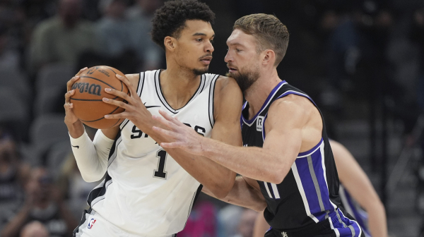 Vembenjama razbio Kingse, Tomas doneo pobedu Netsima VIDEO