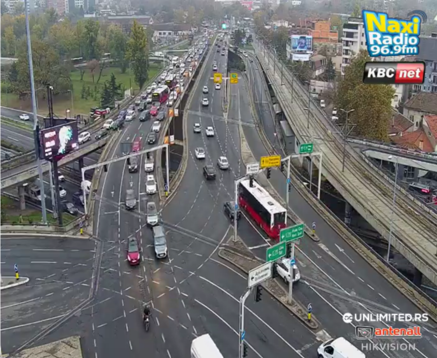 Paralisan Beograd; Kilometarske kolone, vozila mile FOTO