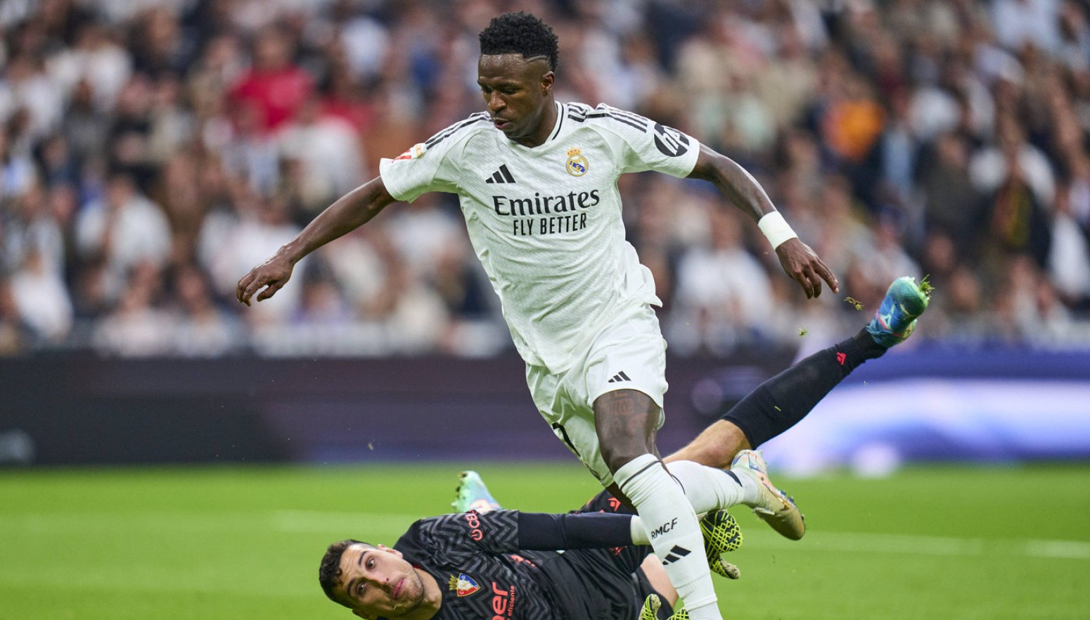 PSŽ bacio rukavicu Realu - 250 miliona za Vinisijusa!