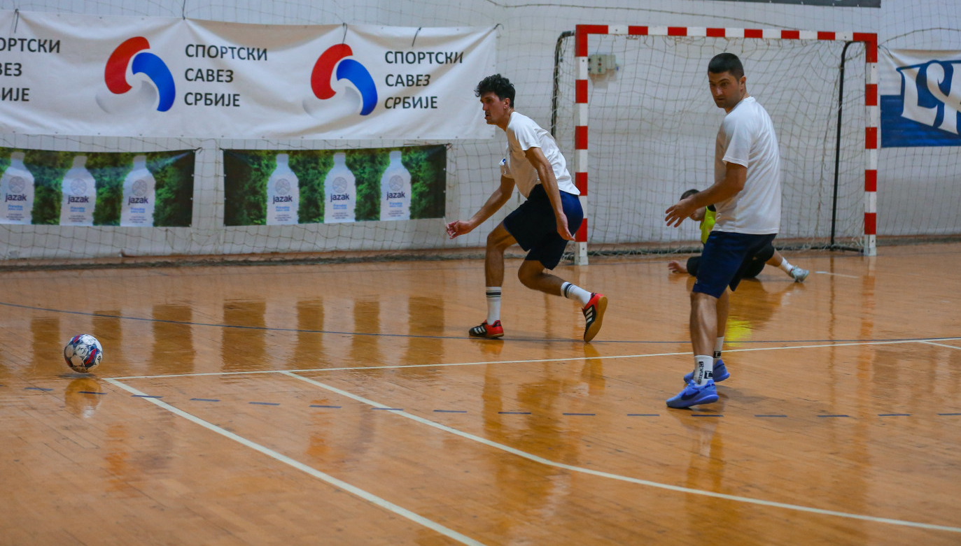 Nastavljeno takmičenje u amaterskom futsalu
