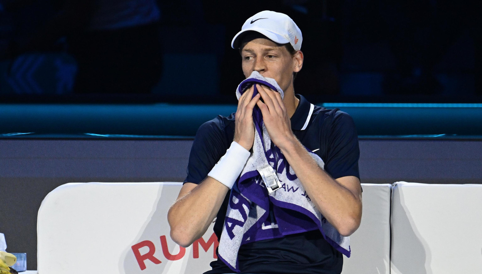 Surovi Siner i finalistu US opena ostavio bez seta VIDEO