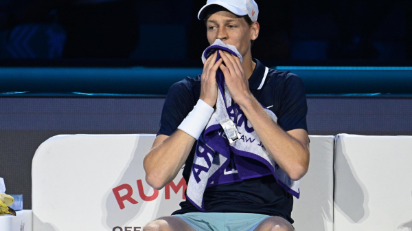 Surovi Siner i finalistu US opena ostavio bez seta VIDEO