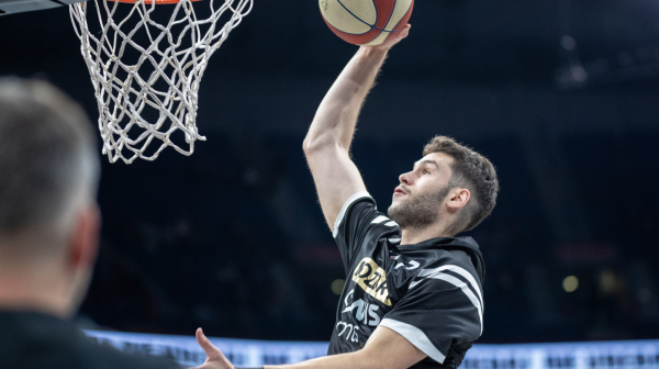 Sin hrvatske košarkaške legende debituje za Srbiju