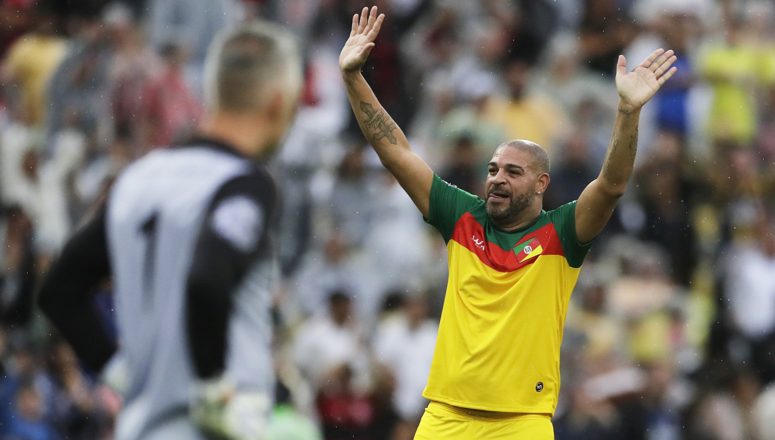 Adrijanova oda faveli: "Nisam ovde zbog alkohola, žena ili droge – ovde sam jer sam slobodan"