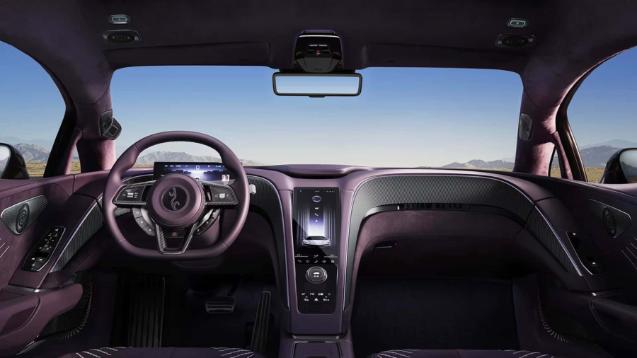 Kineski rekorder: Juri skoro 400 na sat, ali nije najbrži električni auto na svetu FOTO