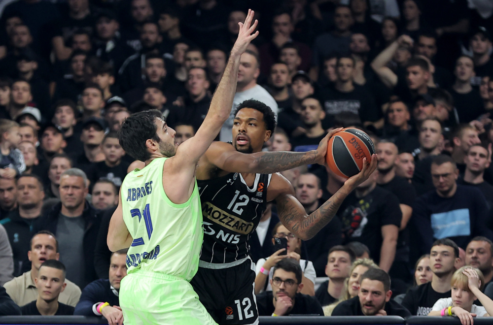 Partizan nadoknadio -23, pa pao pred Barsom; Obradović: "Ja sam prvi odgovoran"