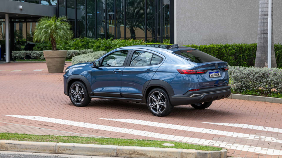 Hibrid, pa još na etanol FOTO