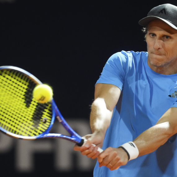 Najbolji fudbaler Mundijala debitovao kao teniser VIDEO