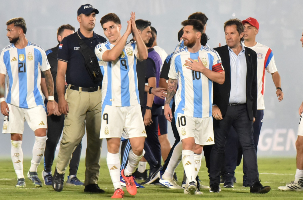 Paragvajske makazice presekle Mesija i ekipu u Asunsionu VIDEO