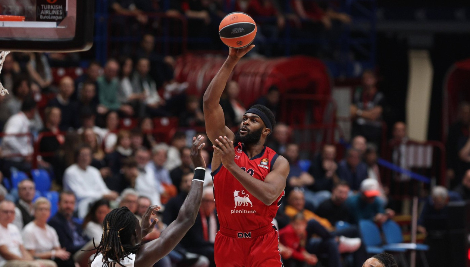 "Nije dobro"; Amerikanac opet povređen VIDEO