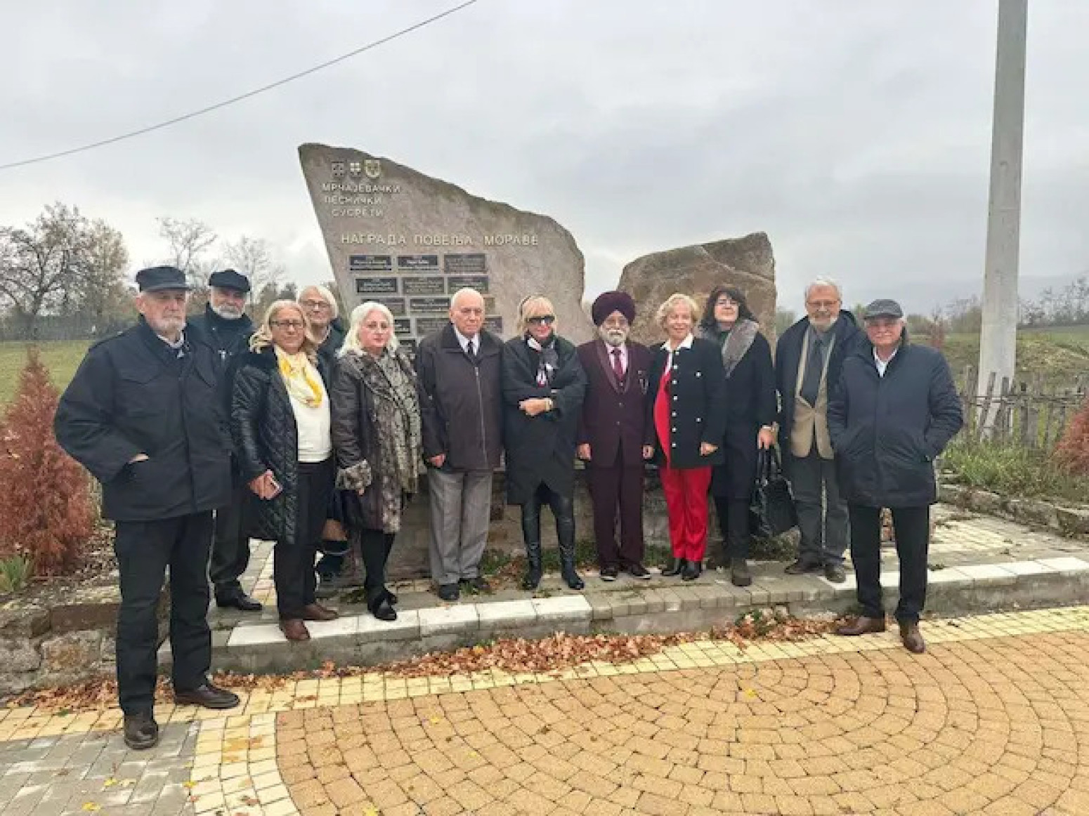 Iz Indije došao u srce Srbije: Njegovo ime upisano je na steni u srcu Šumadije FOTO