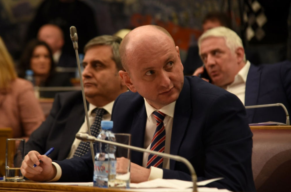 Knežević i Abazović u klinču: "Ni naša krpa, ali ni vlažna maramica Mila Đukanovića" FOTO