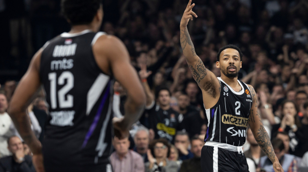 Mirotić na zvižduke odgovorio sa 19 poena – Partizan na kolenima 6. put u nizu