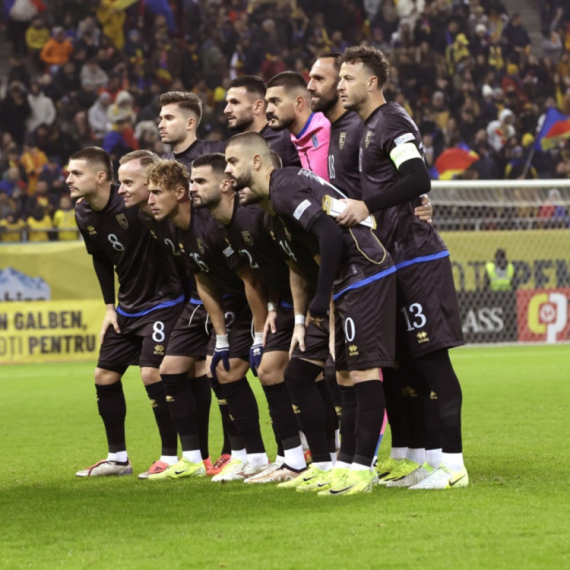 Pogledajte šta su fudbaleri tzv. Kosova ostavili u svlačionici FOTO