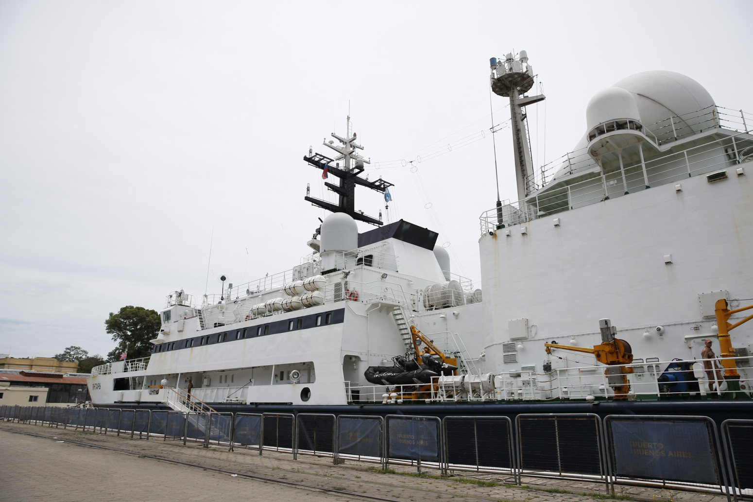 Alarmantno; Zavladala velika panika: Odmah ga proterati, evo šta je ispod njega