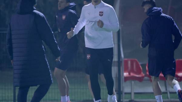 Piksi ostao bez defanzivca pred Dansku