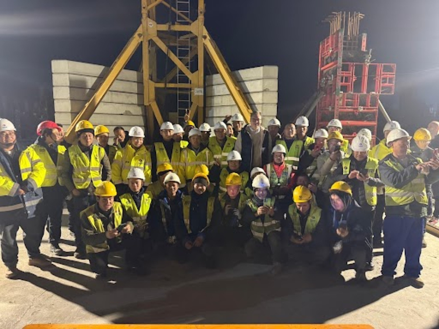 Vučić sa radnicima na gradilištu EKSPO FOTO/VIDEO