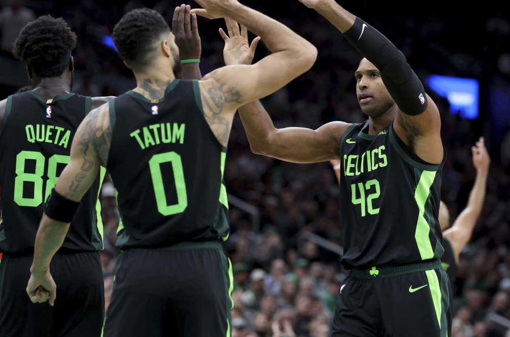 Tejtum trojkom uz zvuk sirene produžio agoniju Rajakovićevog Toronta VIDEO