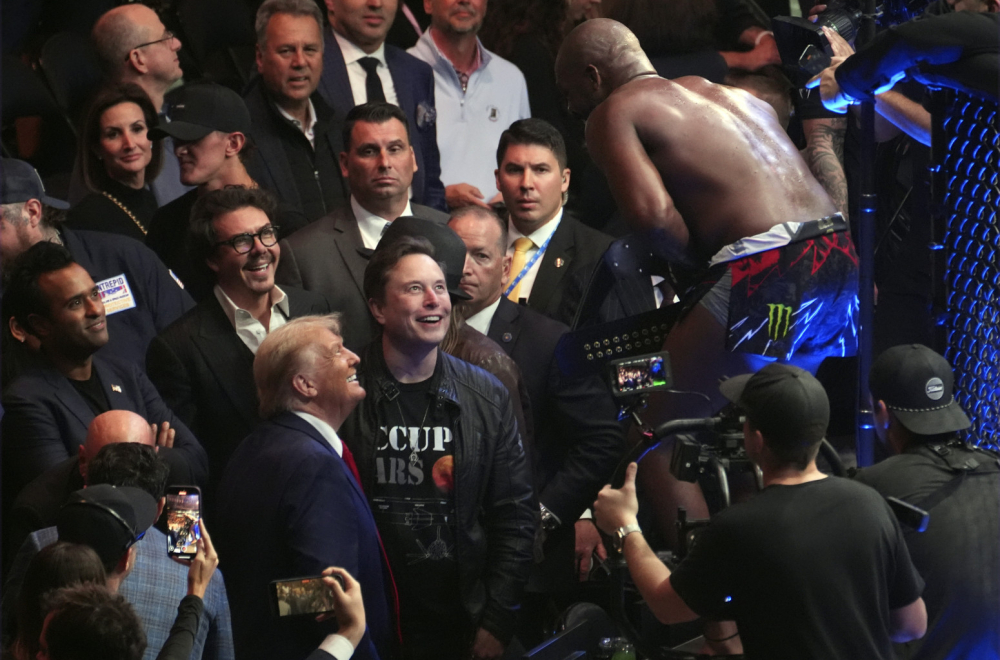 Džons poslao Miočića u penziju pred Trampom i Maskom FOTO/VIDEO