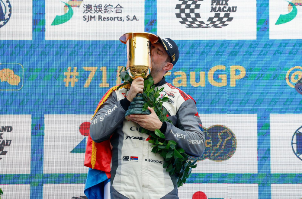 Dušan Borković pobedio u Makau!