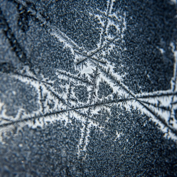 Ledena noć u Srbiji: Temperatura pada ispod nule; Na snazi žuti meteoalarm