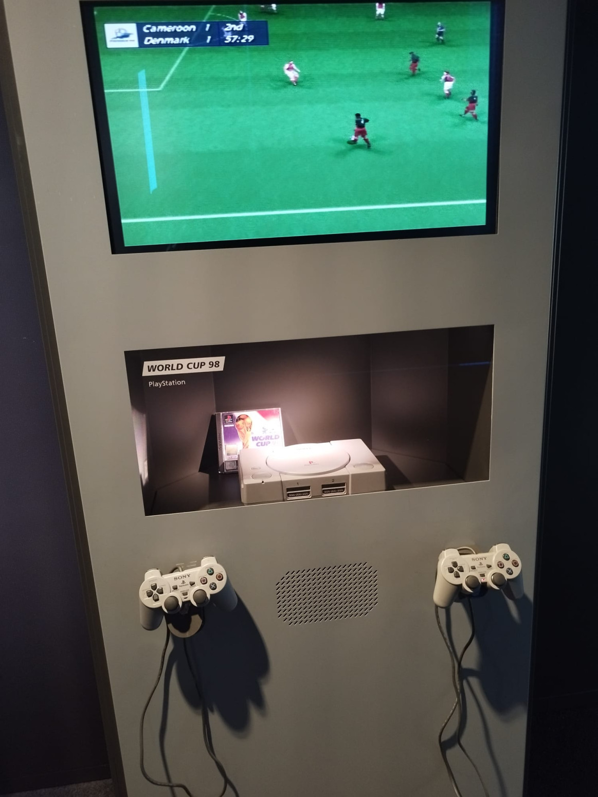 FIFA muzej: Malo Srbije, puno Mesija – kakve je to kopačke nosio Ivan Perišić?!