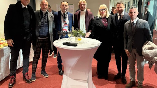 Podrška sve jača - Lane i Krasić uz Srbiju FOTO