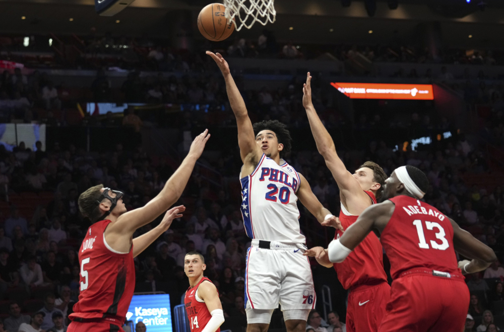 Jović jedva igrao, Embid nije izveo nijedno bacanje – agonija Filadelfije