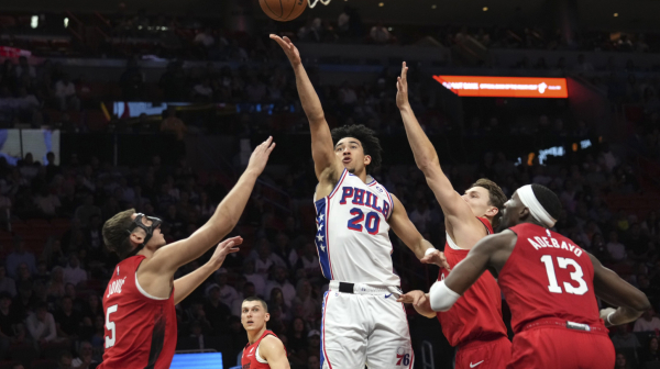 Jović jedva igrao, Embid nije izveo nijedno bacanje – agonija Filadelfije