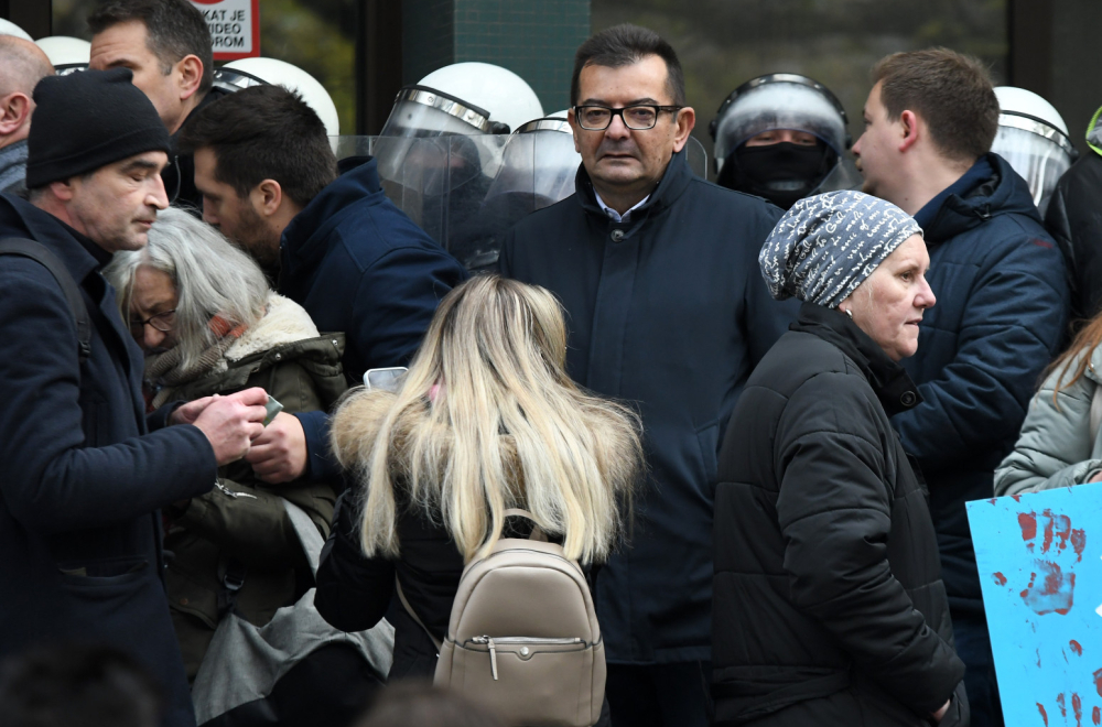 Razotkriveni organizatori protesta: Ne znaju ime nijedne žrtve, a blokiraju ulice i fakultete VIDEO