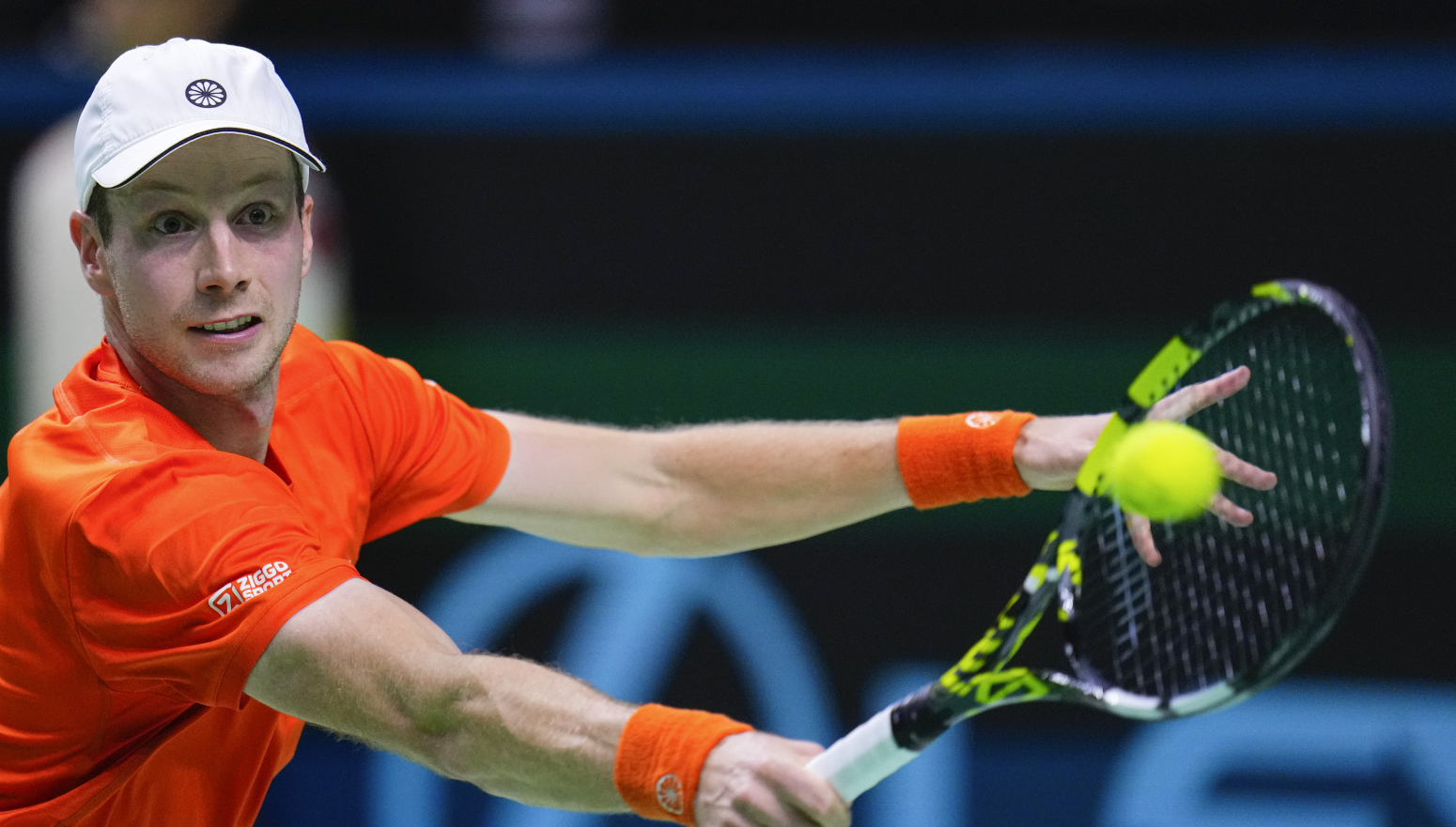 Bacio Nadala na kolena, pa poručio: "I ja bih navijao za Rafu"