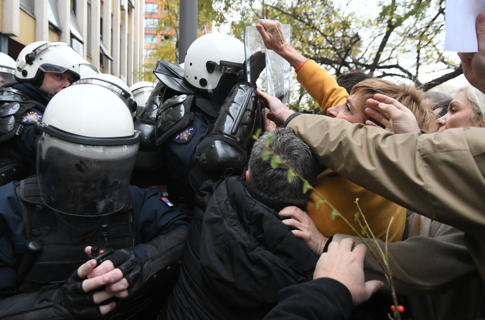 Ko koordinira haosom? Opozicija pokazala pravo lice, ne znaju ni ko ih vodi VIDEO