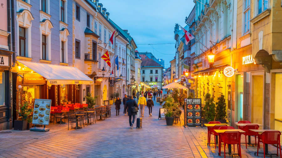 Ovo su najpovoljniji praznični marketi: Za dva dana trebaće vam minimum 600 evra