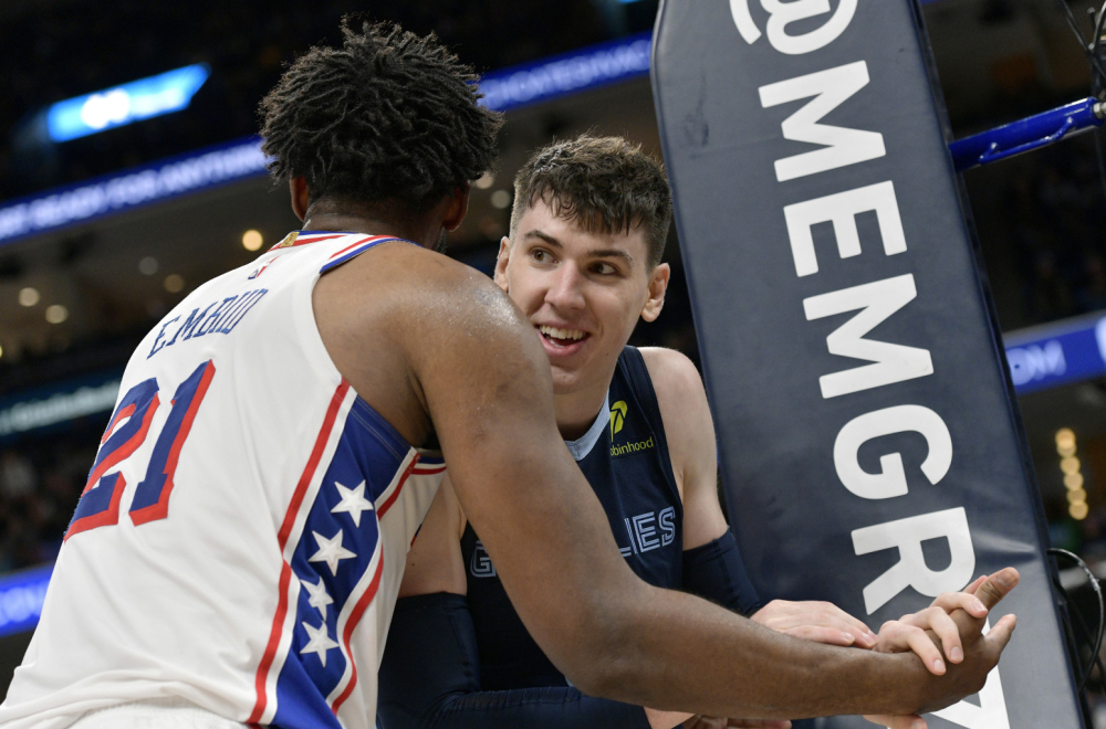 Embid dominirao, Filadelfija zakucana za dno VIDEO