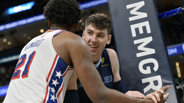 Embid dominirao, Filadelfija zakucana za dno VIDEO