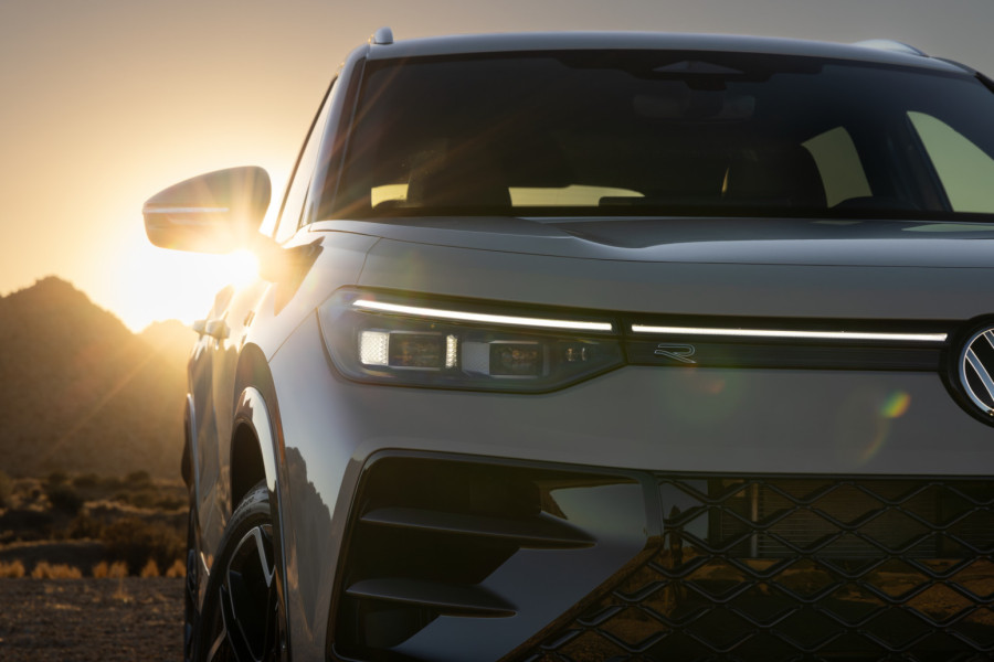 Evropa ima novog kralja električnih automobila: Tesla je izgubio prvo mesto!